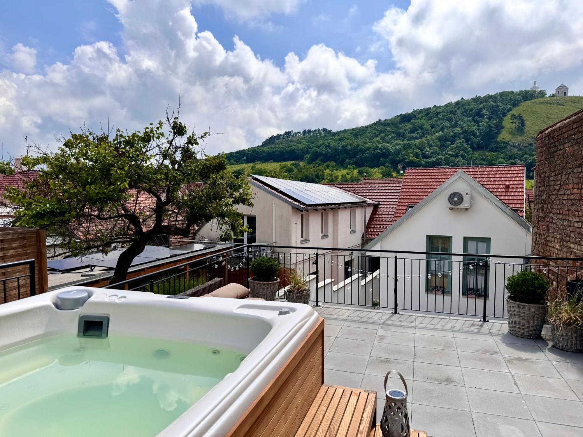 Soul Apartments ミクロフ エクステリア 写真